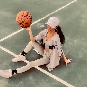 Meet your Posher, Alyssa angel